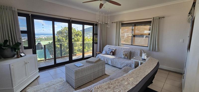 4 Bedroom Property for Sale in Glentana Western Cape